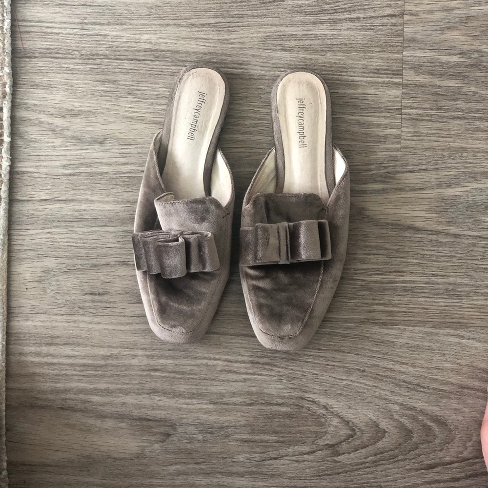 Jeffery Campbell mule